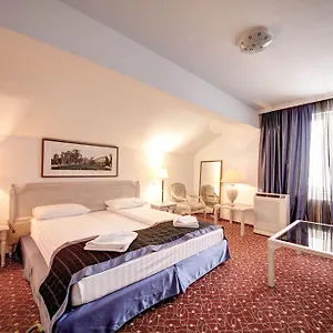 3* Отель Visconti Militari